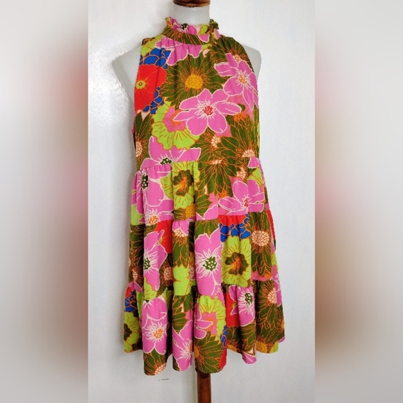 TIERED FLORAL TENT DRESS - Picture 1 of 8